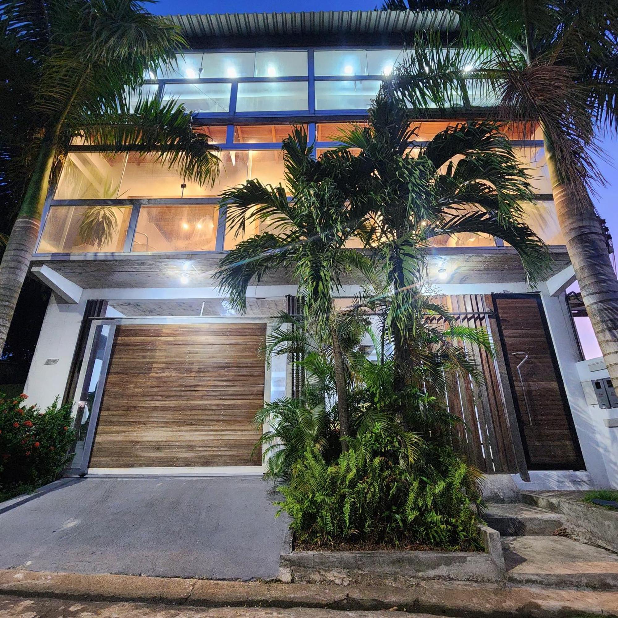 A Casa Da Colonia Hotel Itacoatiara  Екстериор снимка